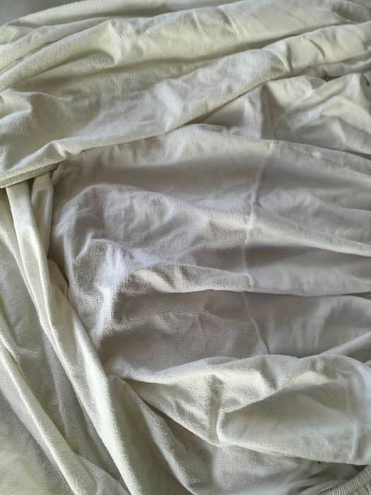 Resguardo plastificado para cama de bebé
