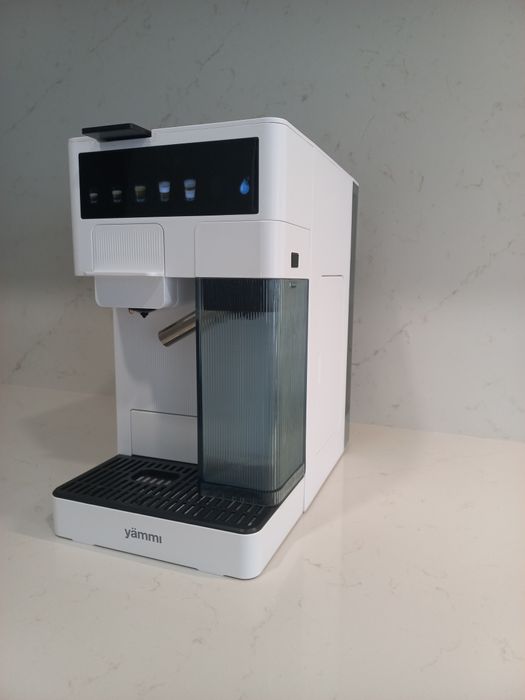 Máquina de café  multicápsula Yämmi