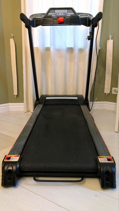 Беговая дорожка.