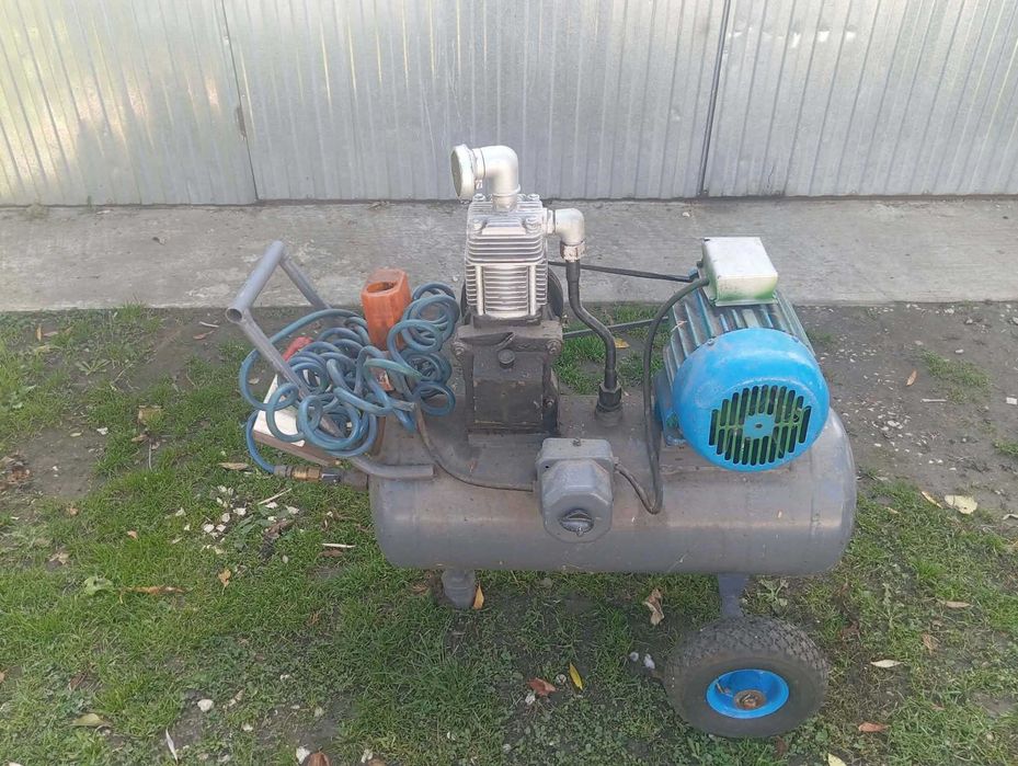 Sprężarka powietrzna 1.5 kw silnik bd sprawna
