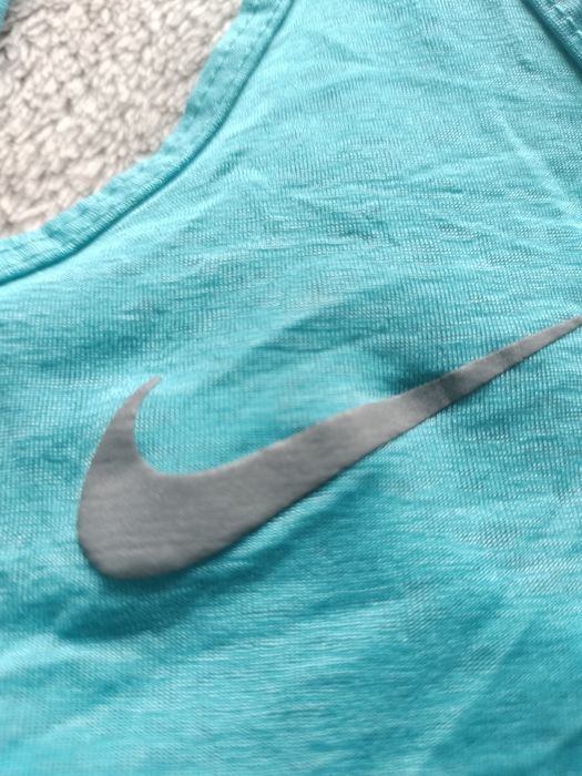 Bluzka damska bokserka na trening Nike