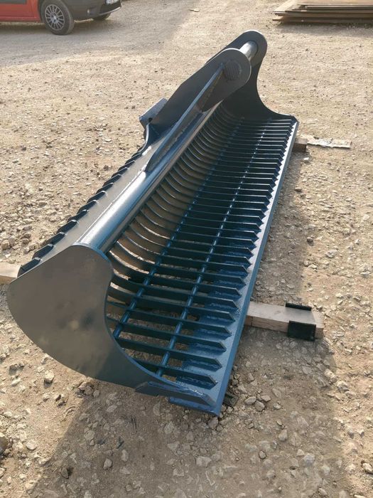 Łycha łyżka ażurowa przesiewowa do czyszczenia rowów do koparki Filpol