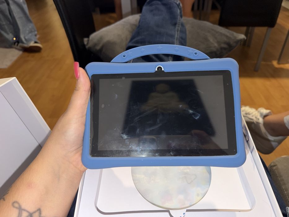Tablet crianca como nova