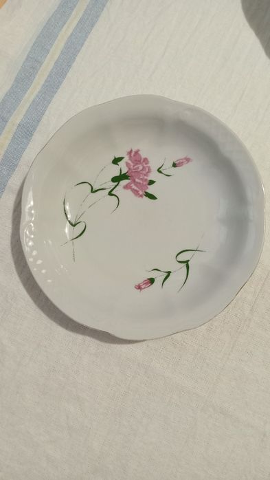 Тарелки  комплект