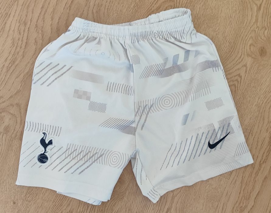 Equipamento do Tottenham época 20/21