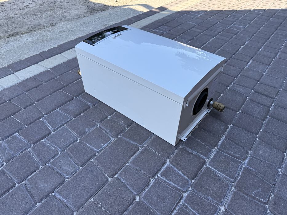 Nefit Bosch ProLine 24kw Конденсаційний 2контурний газовий котел