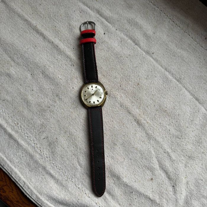 Zegarek Junghans 17 Jewels- Caliber 620.52 Pozłacany lata 60 te