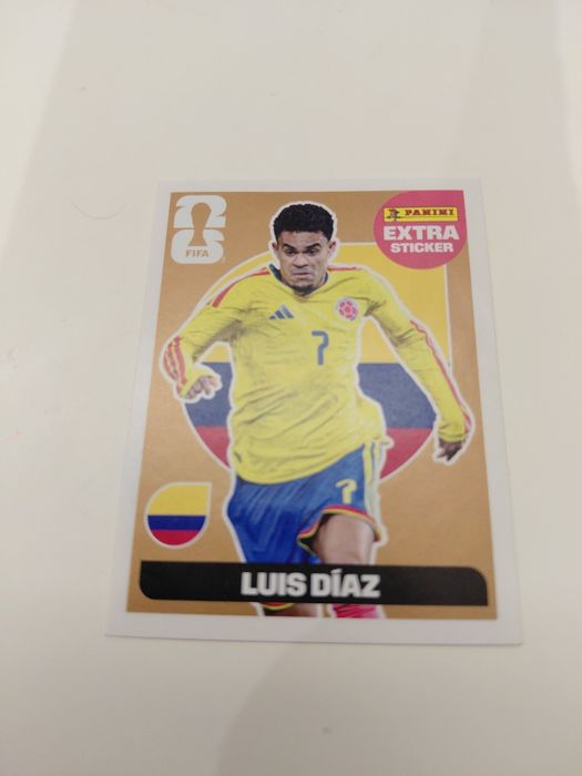 Extra sticker de luiz días gold