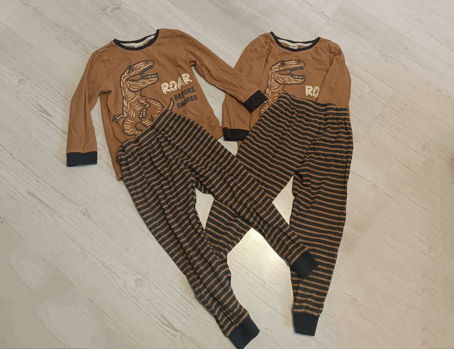 Zestaw piżamek dla bliźniaków 116