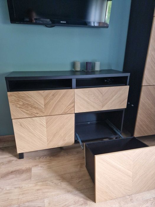 Sprzedam zestaw mebli