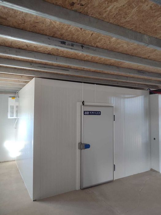 Câmara Frigorífica Talho Peixaria - À Distância 3x3x2,5m - Braga