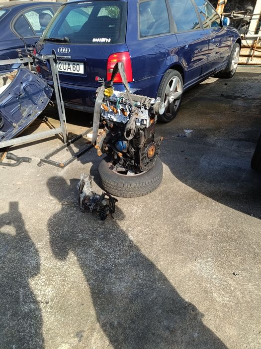 Vendo bomba injetora Lucas e motor de Renault kangoo 1.9