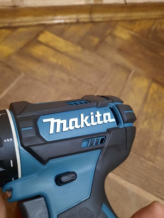 Стан нового,комплект!!Акумуляторний шуруповерт Makita DDF 482+акб(3аг)