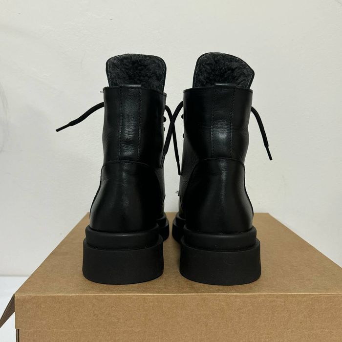 шкіряні ботинки зимові 36 розмір жіночі