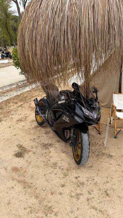 GSXR 750 L0 QUICKSHIFTER