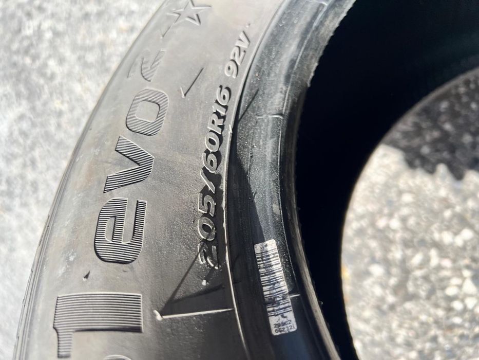 205/60/16 Hankook 2 pneus
