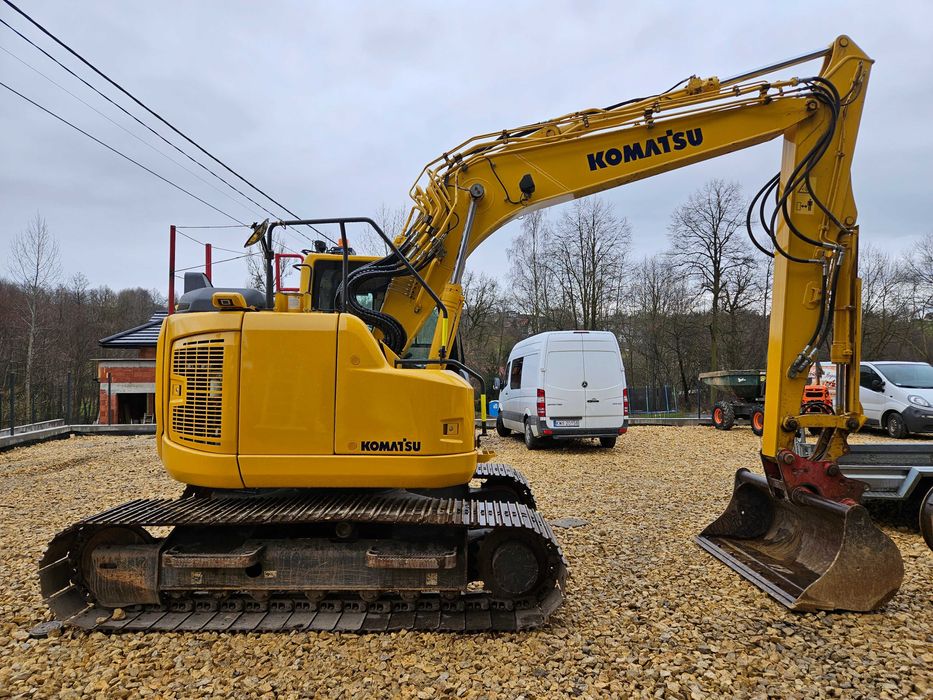 Wynajem koparek, wozideł, ładowarek, zagęszczarek.