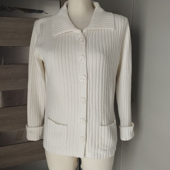 Sweter damski guziki  gruby prążek r M