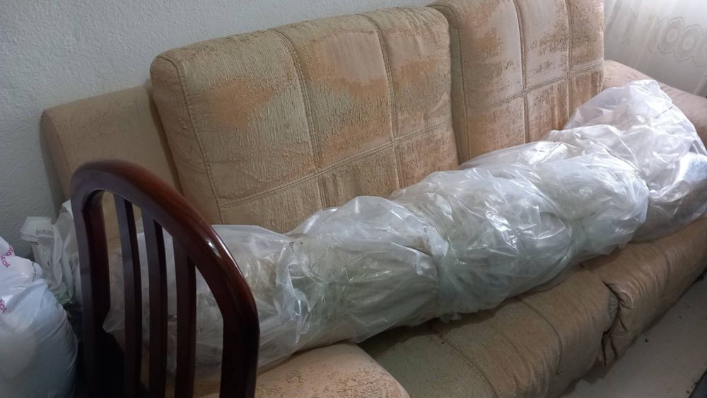 Sofá para restaurar