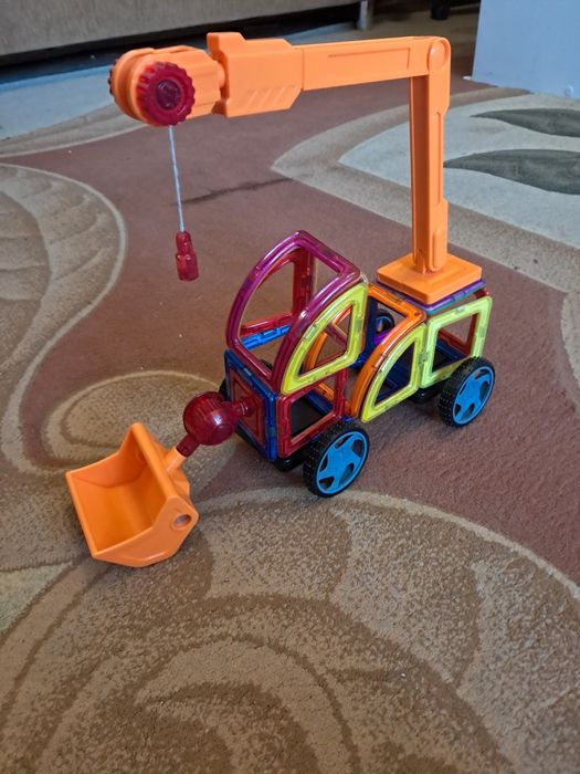 Дитячий магнітний конструктор