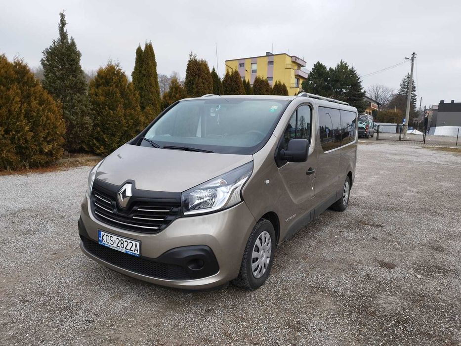 wynajem busa 9 osób