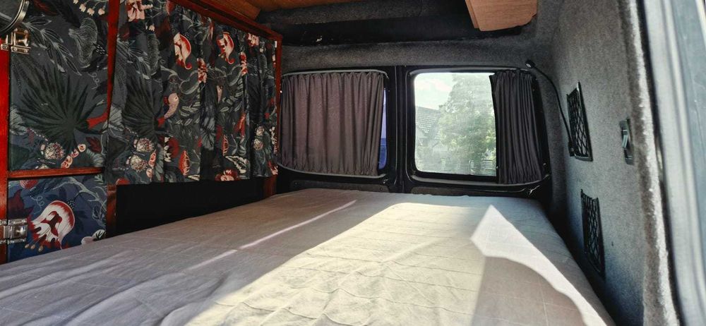 Auto Kamper Van Volkswagen T5