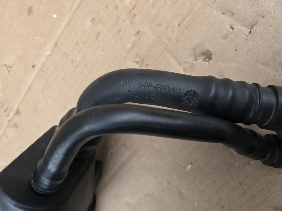 Wlew AdBlue  Ford Tourneo Connect MK3 Volkswagen Caddy