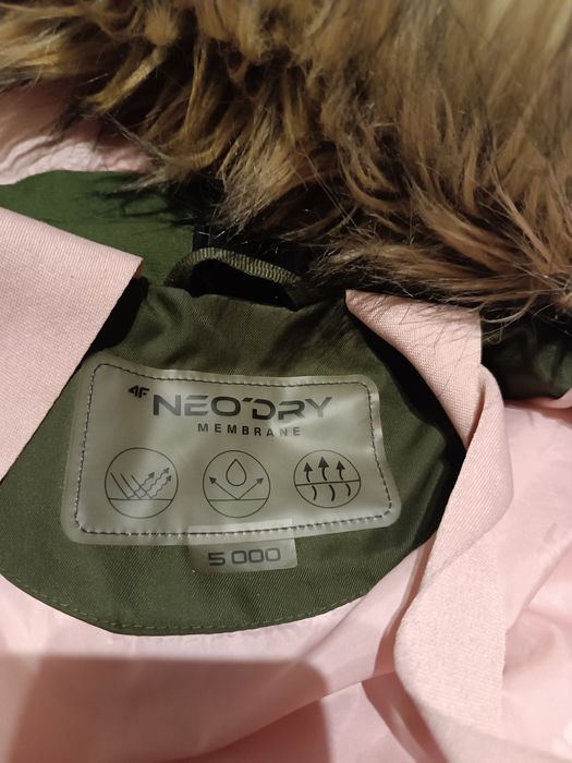 Куртка зимова 146 р фірми 4f