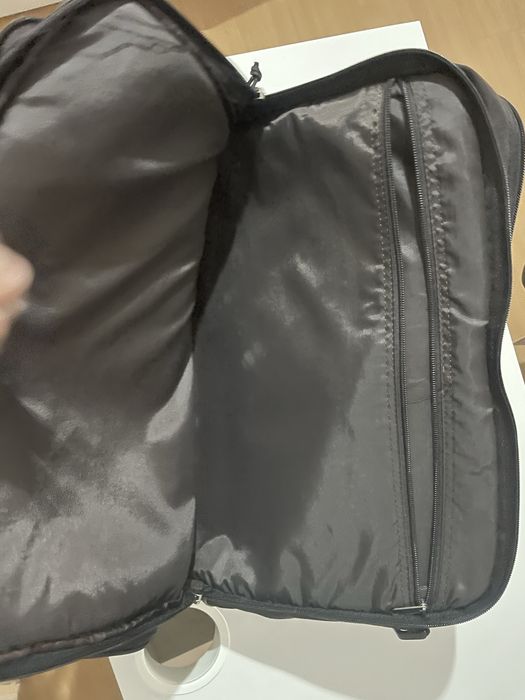 Mala Camel com múltiplas divisões