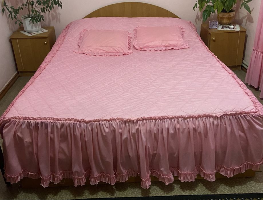 Покривало,штори і наволочки