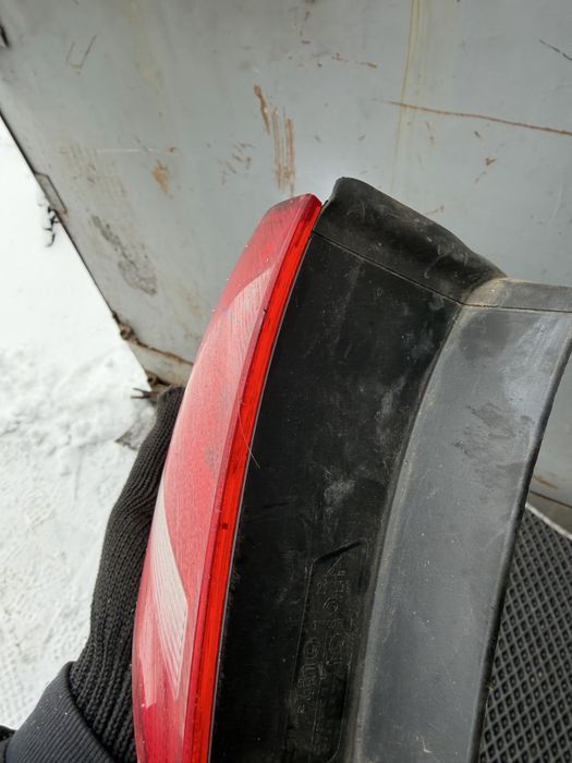Задний левый стоп Audi A4 B8 универсал наружный диод