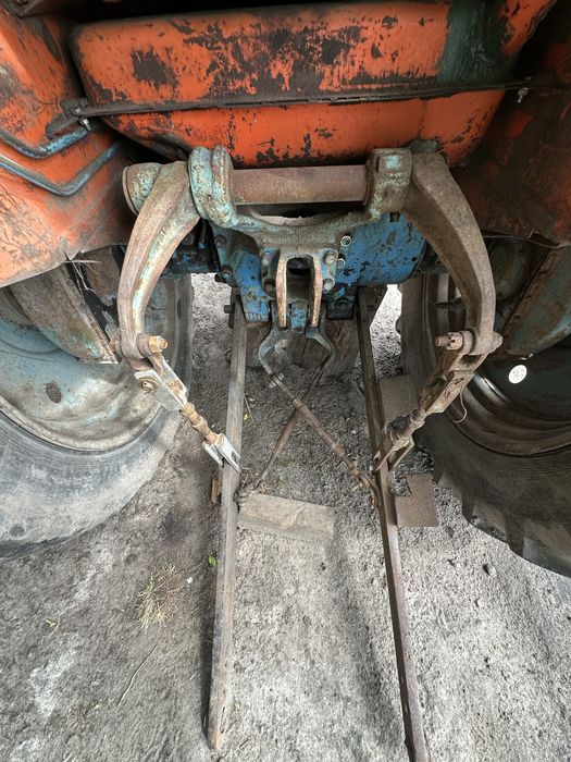 Продам т-40 по запчастях