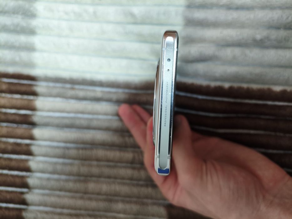 Продам Vivo x100