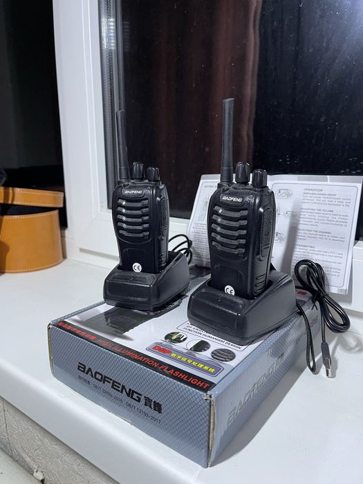 Продам рації нові