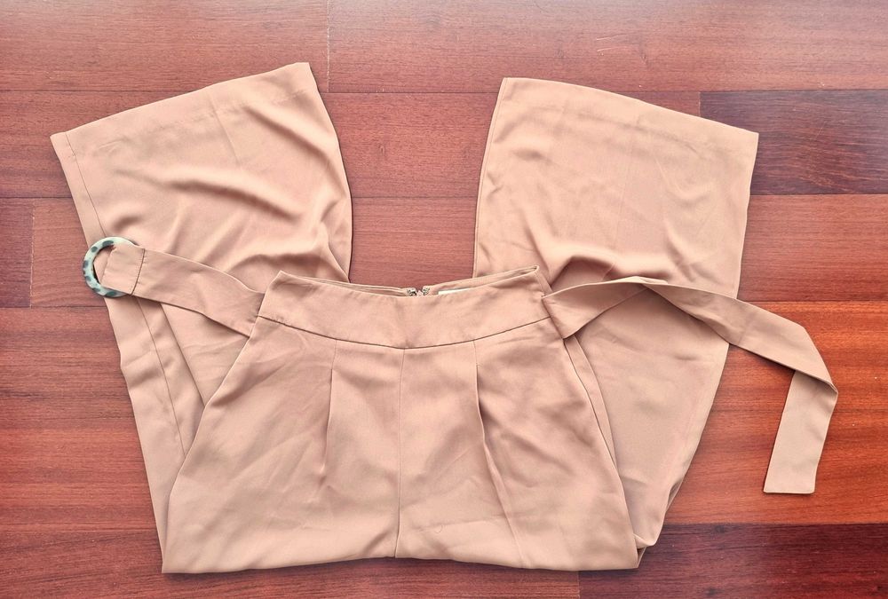 Calças largas castanhas/ caramelo Primark, tamanho 34 - nunca usadas