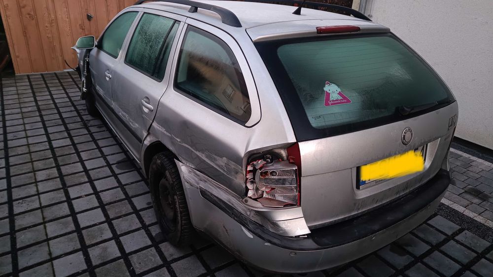 Skoda Octavia ll 1.9 TDI. Uszkodzona.