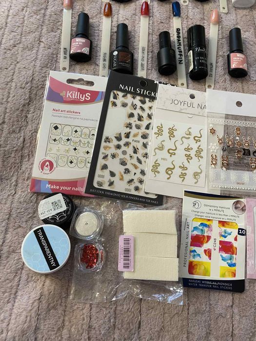 Lakiery do paznokci - zestaw lakiery hybrydowe + akcesoria