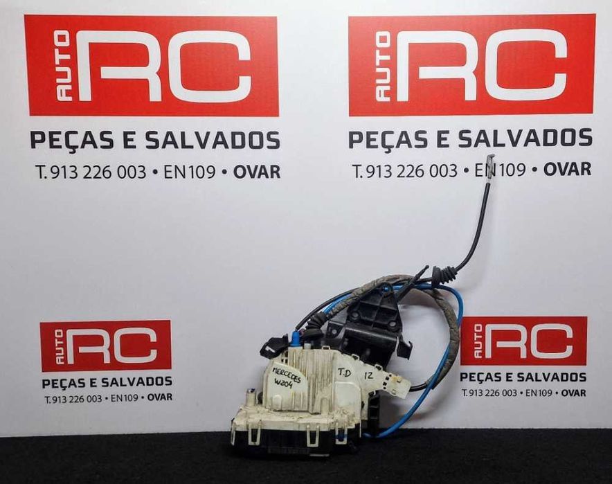 Fechadura / Fecho Porta Trás Direito MERCEDES-BENZ C-CLASS (W204) ano 2007