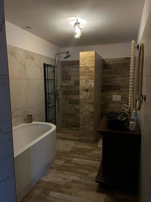 Domek wynajem panieński urodziy imieniny, imprezy. Jaccuzi, sauna.