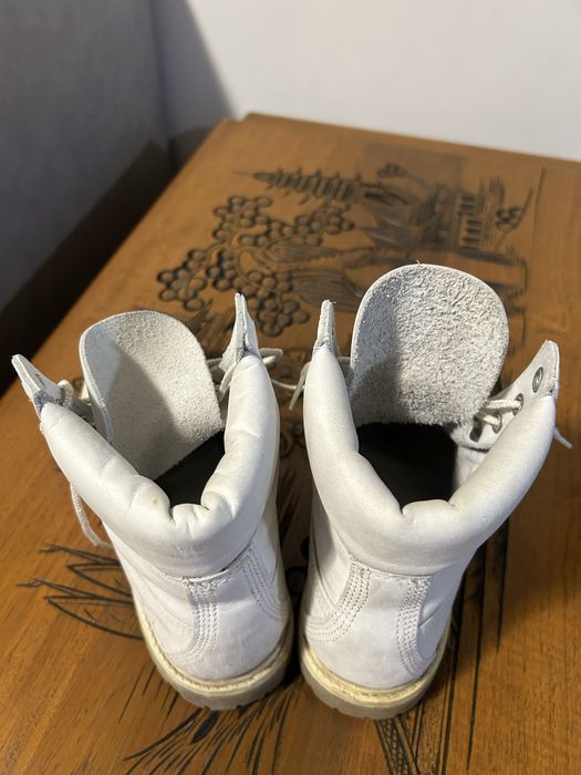 Timberland – ocieplane skórzane botki – kremowe – rozmiar 37,5–38