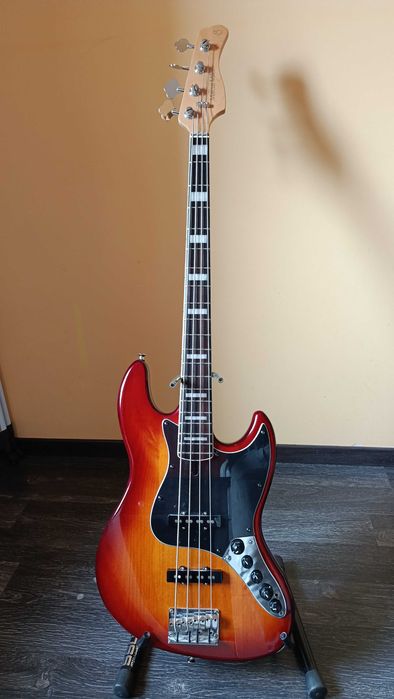 Gitara basowa Sire v7 - 2nd Generation