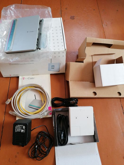 Роутер, інтернет, телефон, телебачення інше.