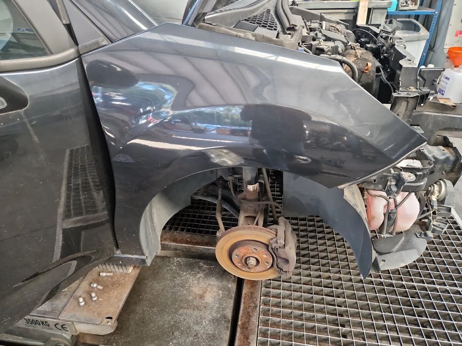 Guarda-lamas direito CITROËN C3 II (SC_)
