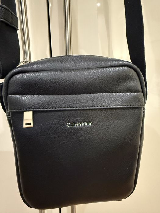 Calvin  Klein , нова шкіряна чоловіча сумка .