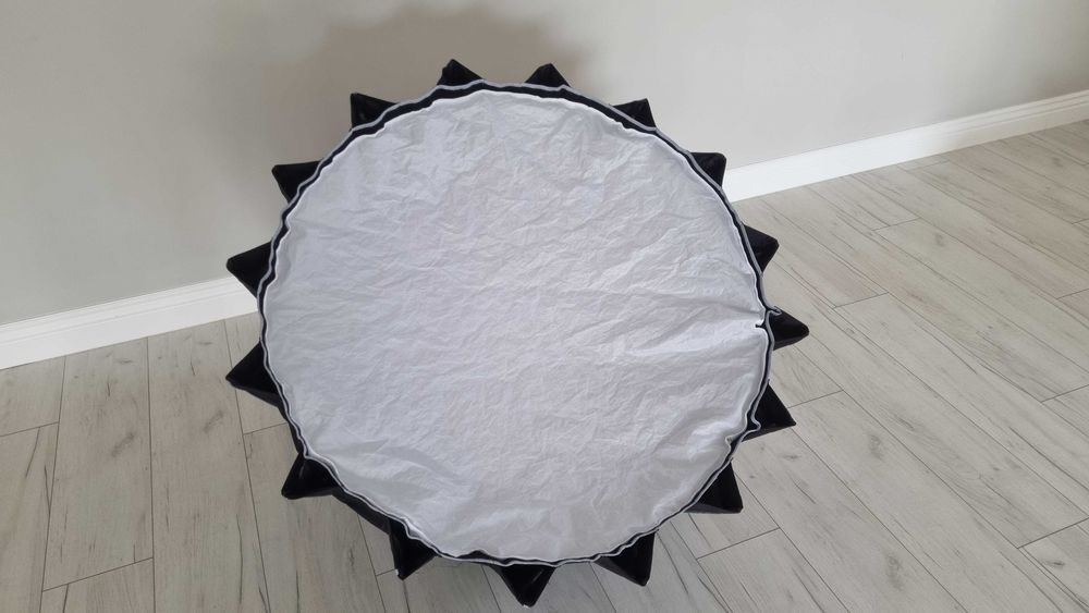 Softbox Aputure Light Dome II. Mocowanie Bowens.