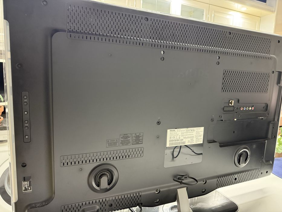 LCD - ecran 90x50cm - excelente estado