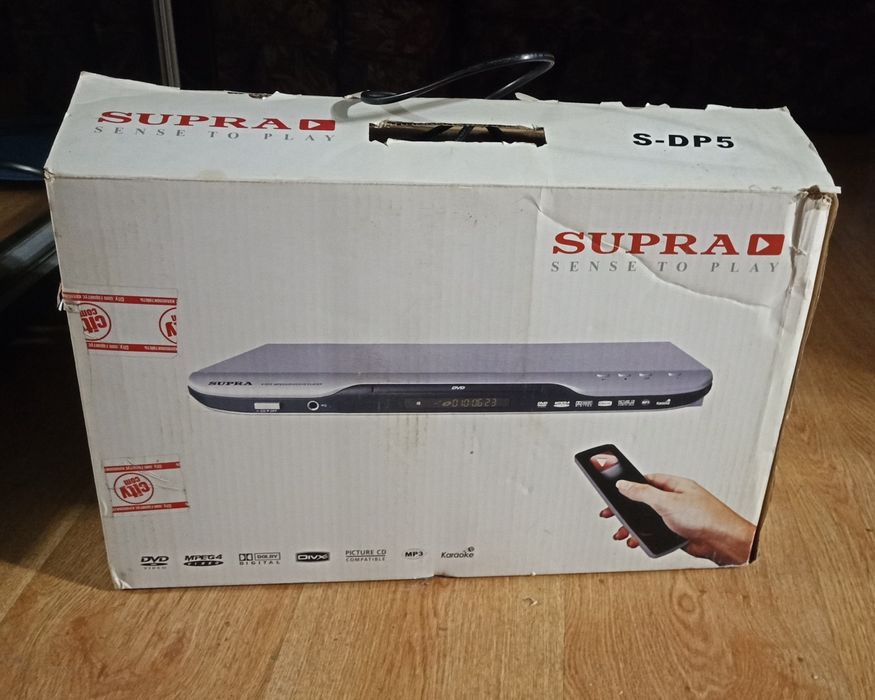 dvd 3~шт.,(хорошей фирмы),рабочие,пульты тоже есть.