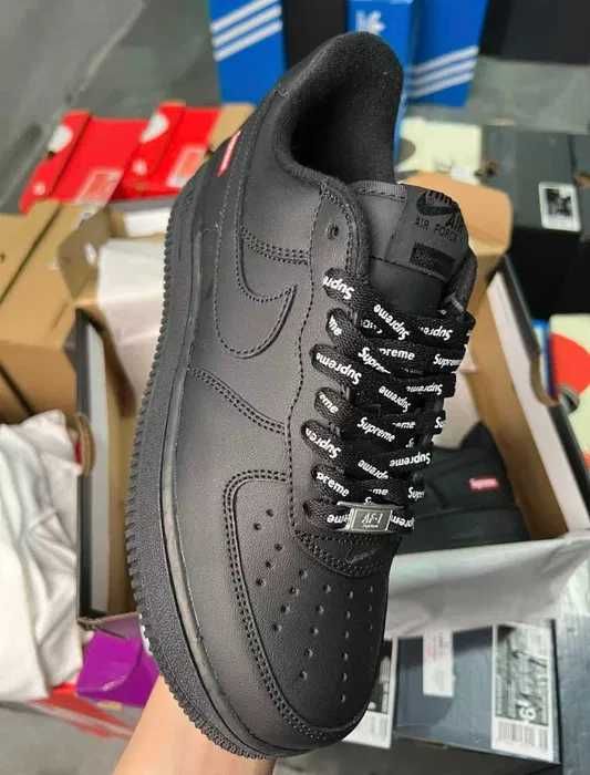 Buty sportowe "Nike_Air_Force_1_Low_Supreme_Black r.43