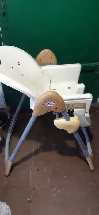 Продам стільчик для годування