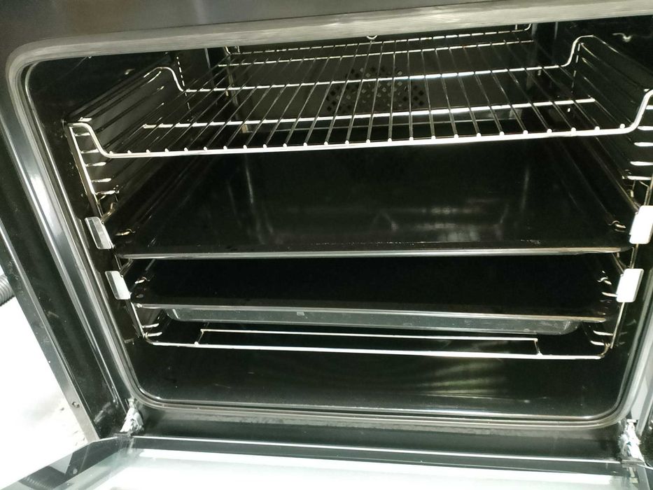 Piekarnik do  zabudowy KERNAU KBO 1076 S PT W